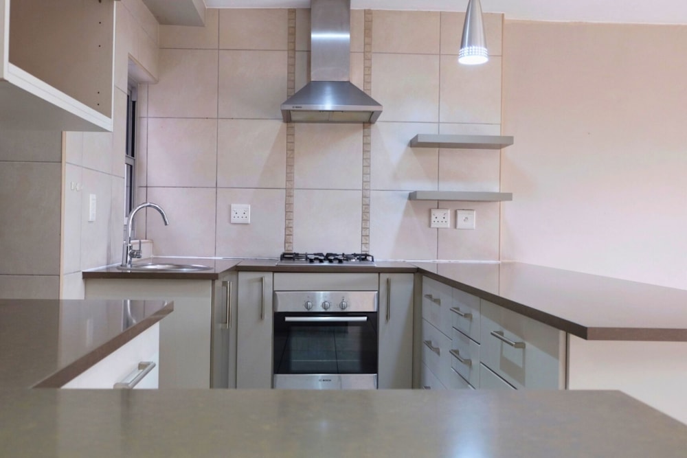 Townhouse let in Southdowns Estate - CNL1705127 Townhouse let in Southdowns Estate - CNL1705127