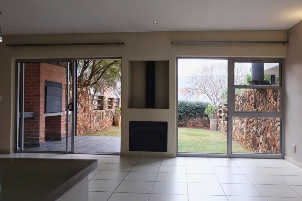 Townhouse let in Southdowns Estate - CNL1705127 Townhouse let in Southdowns Estate - CNL1705127