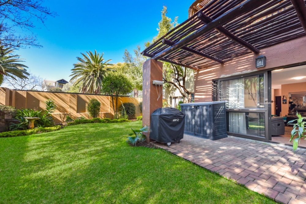 Garden apartment for sale in Lonehill - FW1704170 Garden apartment for sale in Lonehill - FW1704170