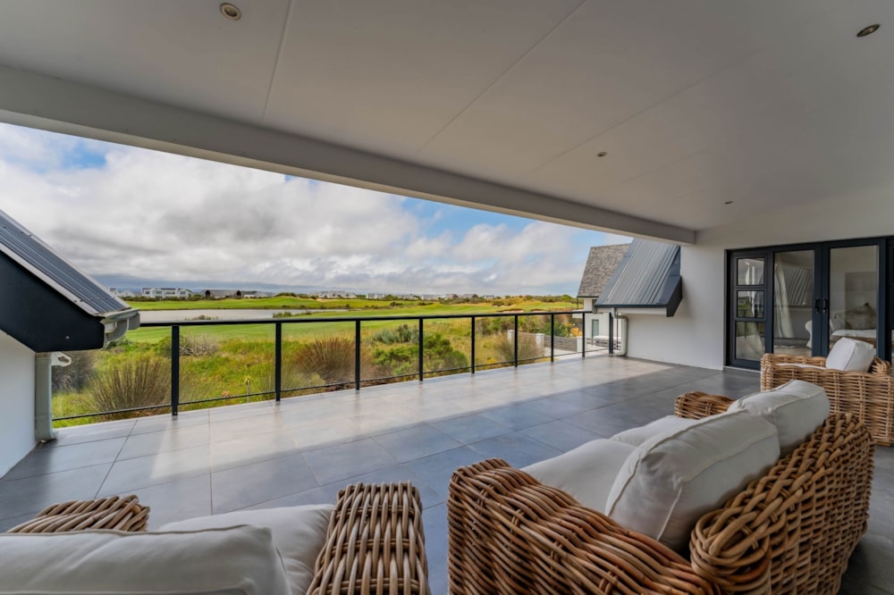 House for sale in St Francis Links - 1SA1703633 House for sale in St Francis Links - 1SA1703633