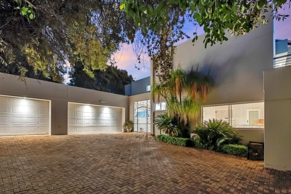 House for sale in Dainfern Golf Estate - FW1705662 House for sale in Dainfern Golf Estate - FW1705662