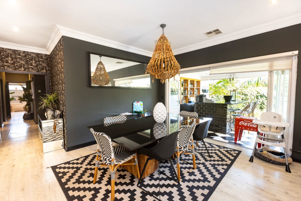 House for sale in Mount Edgecombe Country Estate - 1MT1701637 House for sale in Mount Edgecombe Country Estate - 1MT1701637