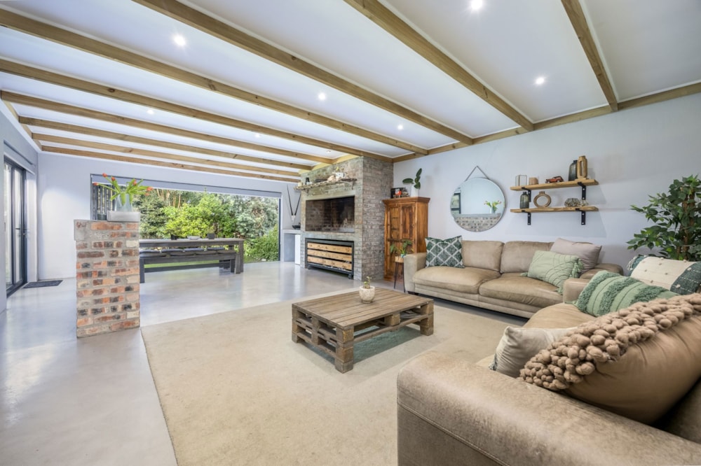 Security estate home for sale in Uitzicht, Durbanville - DBV1704842