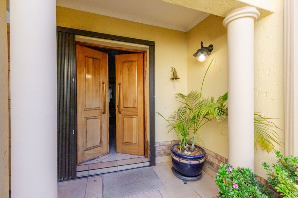 Security complex home for sale in Van Riebeeck Park, Kempton Park - KTP1703441 Security complex home for sale in Van Riebeeck Park, Kempton Park - KTP1703441