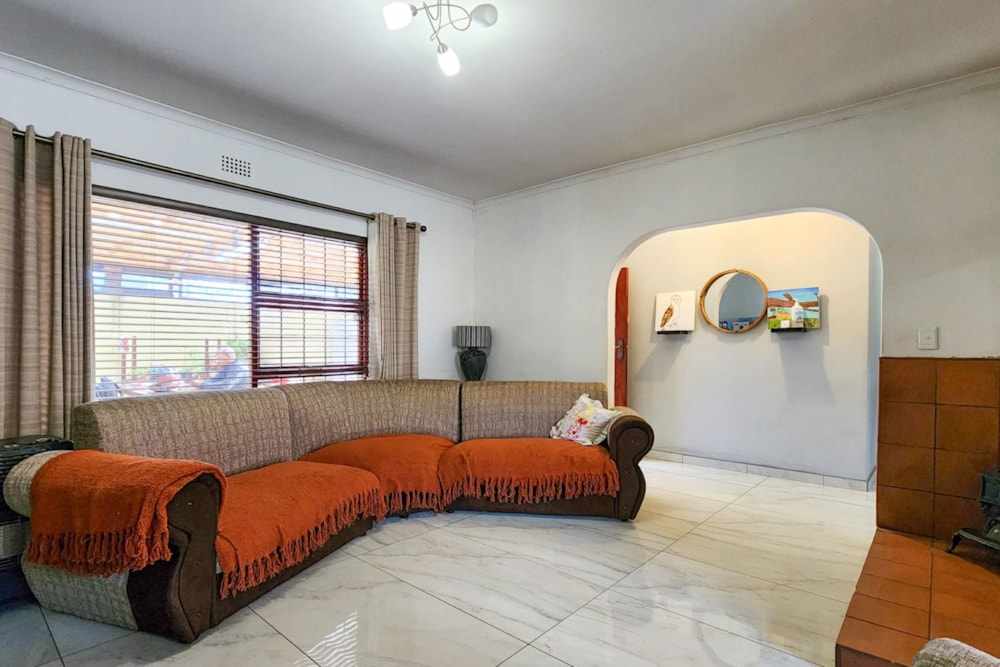 House for sale in Table View - 1TV1703626 House for sale in Table View - 1TV1703626