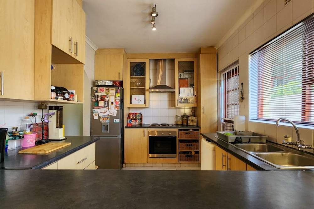 House for sale in Table View - 1TV1703626 House for sale in Table View - 1TV1703626