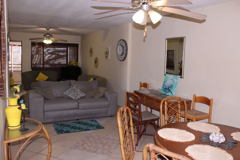 Apartment for sale in Amanzimtoti - 1WB1705110 Apartment for sale in Amanzimtoti - 1WB1705110