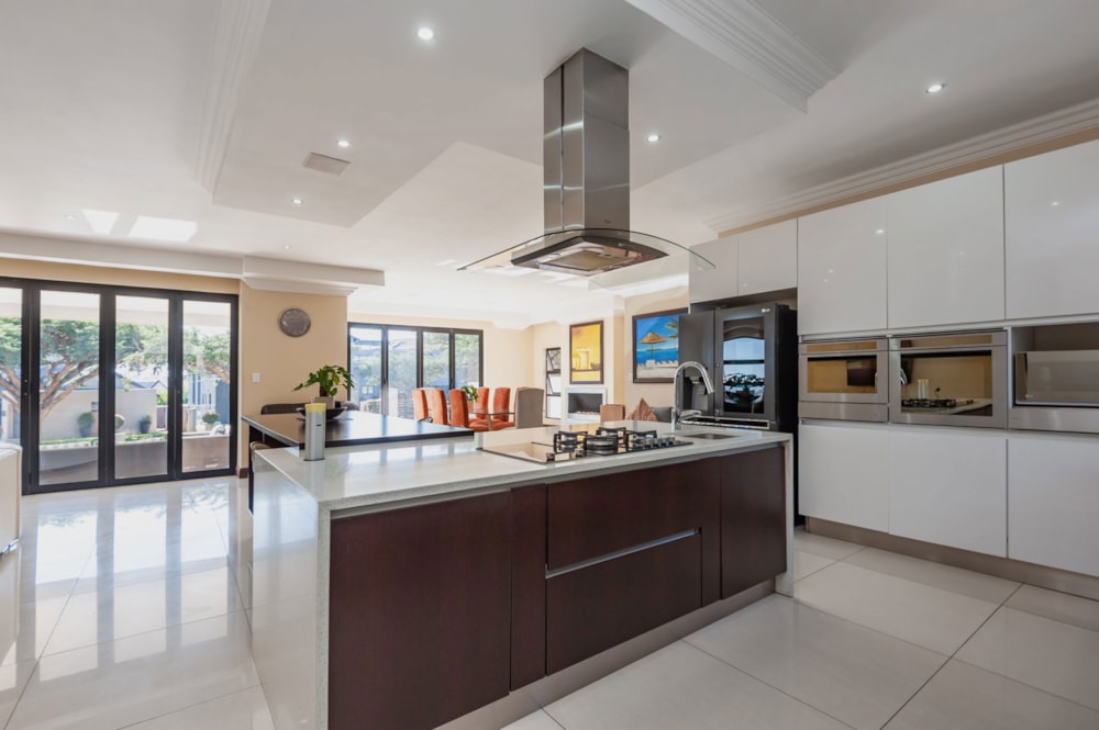 Double-storey house for sale in Copperleaf - 1CU1703337