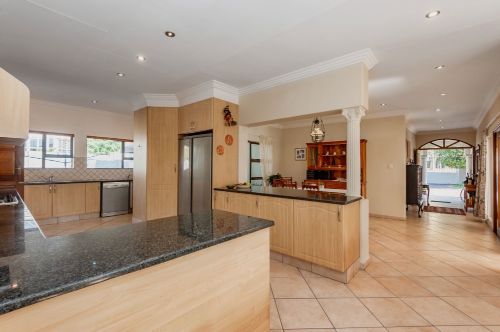 House sold in Thornhill Estate - BED1704143 House sold in Thornhill Estate - BED1704143