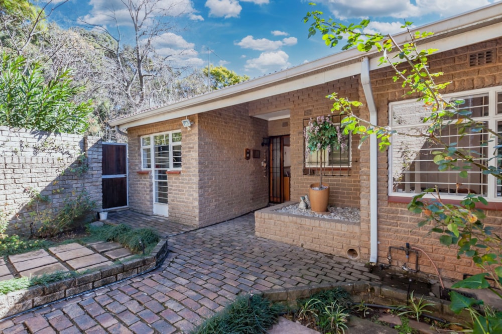 Townhouse for sale in Bedford Park - BED1706701