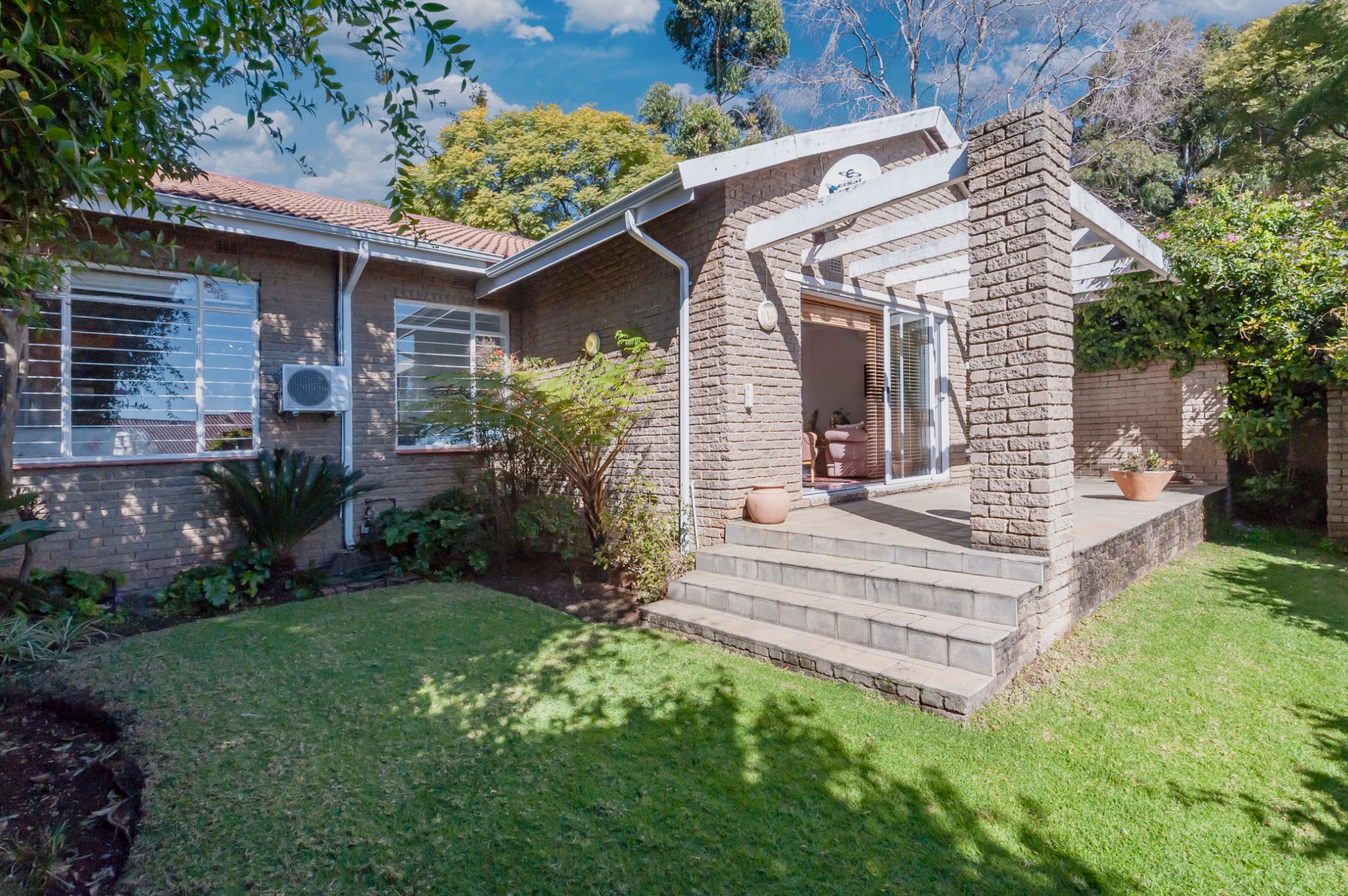 Townhouse for sale in Bedford Park - BED1706701