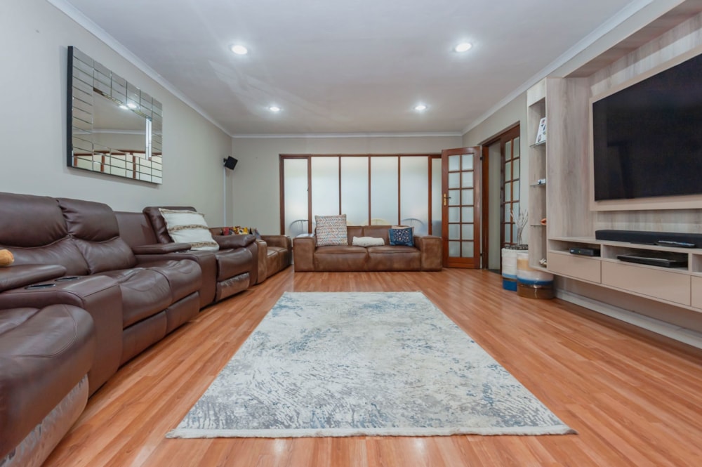 House for sale in Bedfordview - BED1705923 House for sale in Bedfordview - BED1705923