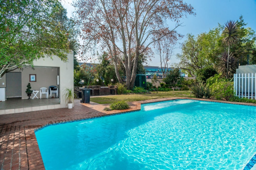 Apartment for sale in Craighall Park - HP1709248