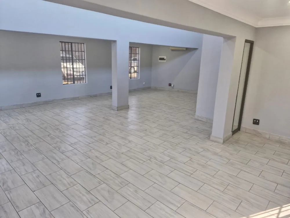 Commercial office to rent in Fransville - 1WD1708346