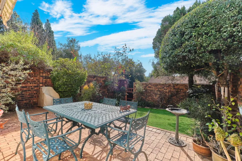 Townhouse sold in River Club, Sandton - HP1706476 Townhouse sold in River Club, Sandton - HP1706476