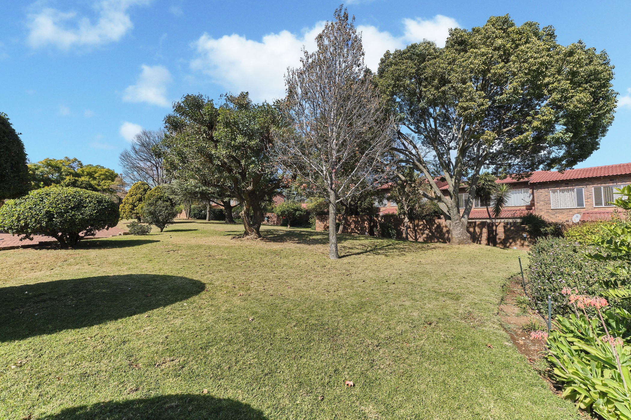 Townhouse for sale in River Club, Sandton - HP1706192