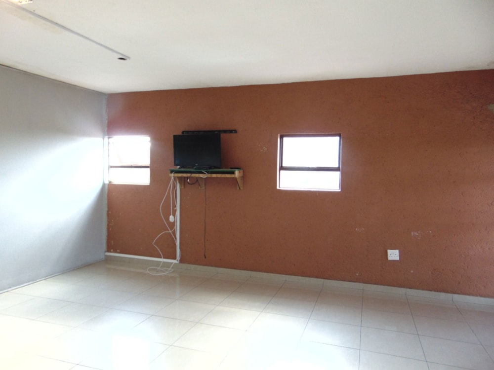 House for sale in Stonehenge - 1NS1707210 House for sale in Stonehenge - 1NS1707210