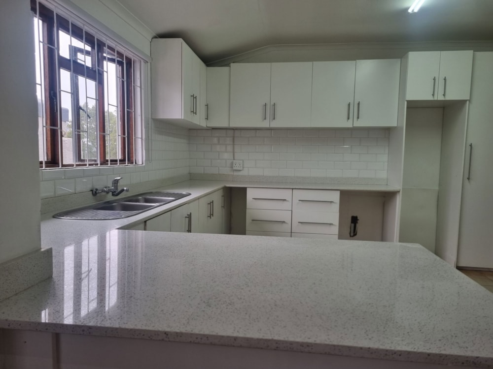 House let in Grabouw - HF1705649 House let in Grabouw - HF1705649