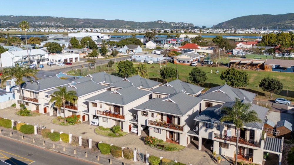 Apartment for sale in Knysna Central - 1KG1709152 Apartment for sale in Knysna Central - 1KG1709152