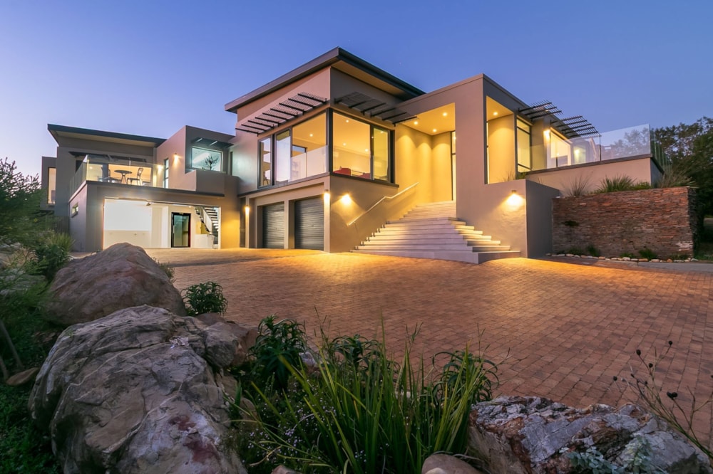 House for sale in Pezula Private Estate - 1KG1647439 House for sale in Pezula Private Estate - 1KG1647439