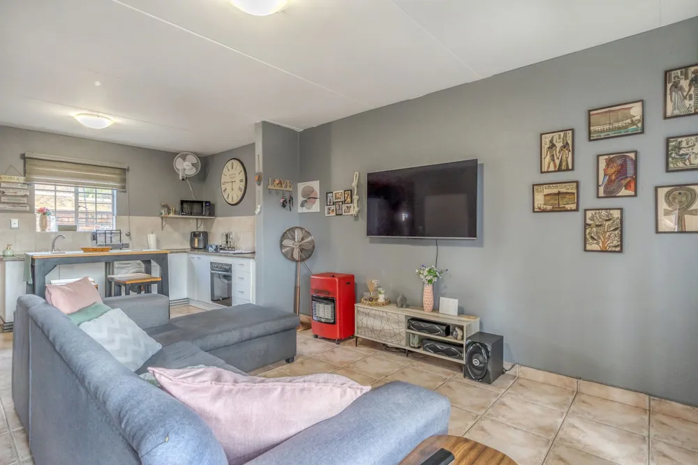 Townhouse sold in Wilgeheuwel - RAN1708114