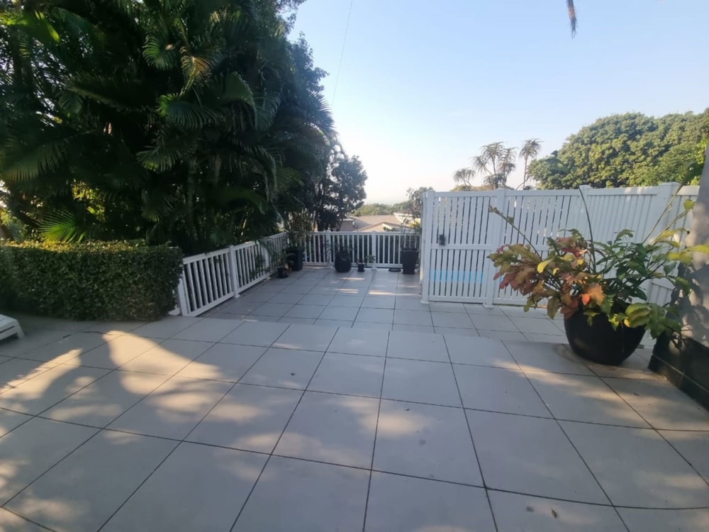 Garden cottage let in La Lucia - 1ND1706387 Garden cottage let in La Lucia - 1ND1706387