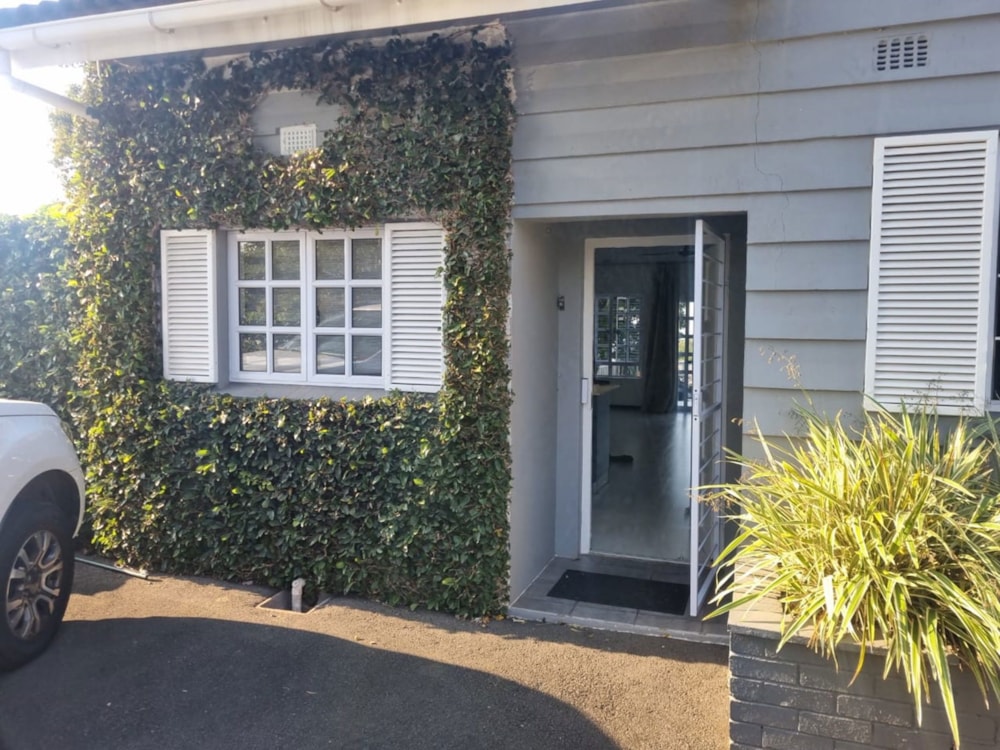 Garden cottage let in La Lucia - 1ND1706387 Garden cottage let in La Lucia - 1ND1706387