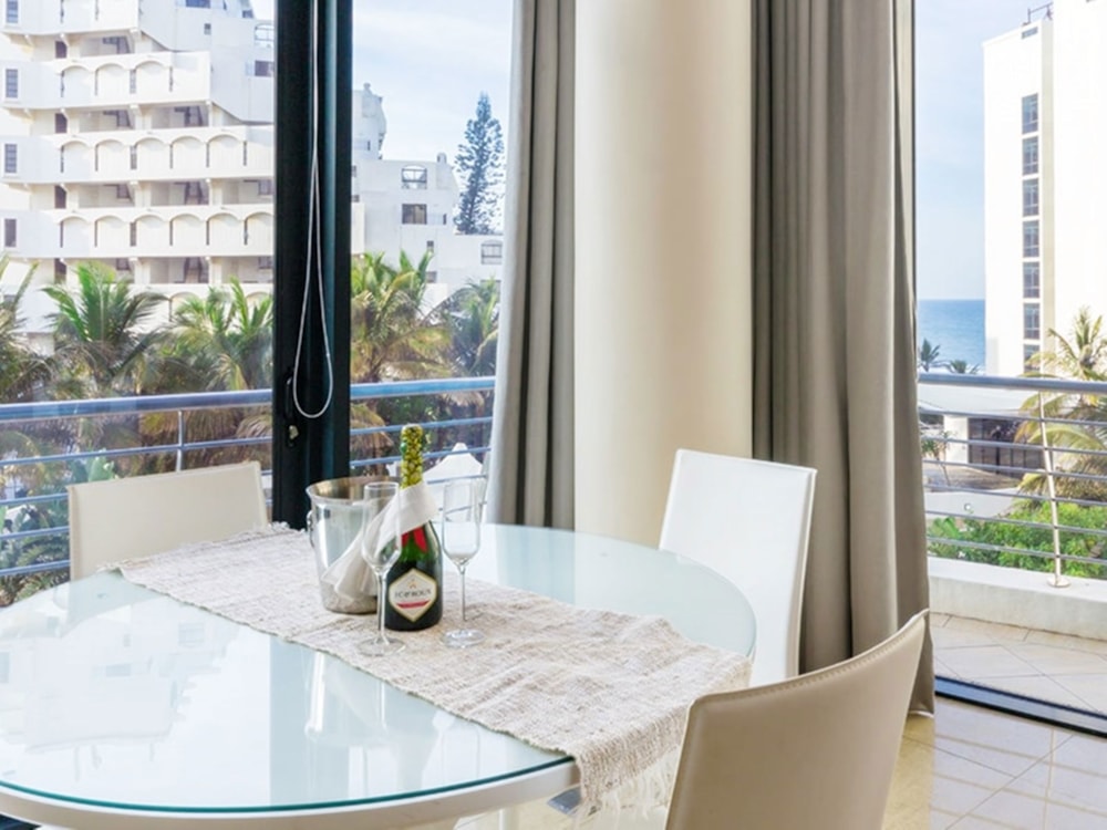 Apartment for sale in uMhlanga Rocks - 1ND1708248 Apartment for sale in uMhlanga Rocks - 1ND1708248