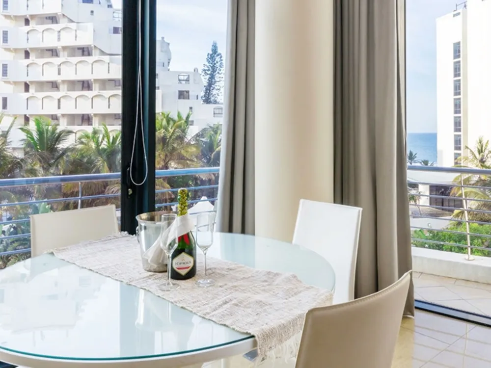 Apartment for sale in uMhlanga Rocks - 1ND1708248 Apartment for sale in uMhlanga Rocks - 1ND1708248