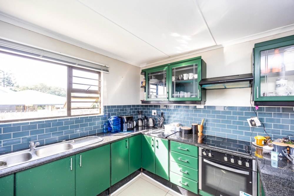 House sold in Beacon Bay - 1EZ1707032 House sold in Beacon Bay - 1EZ1707032