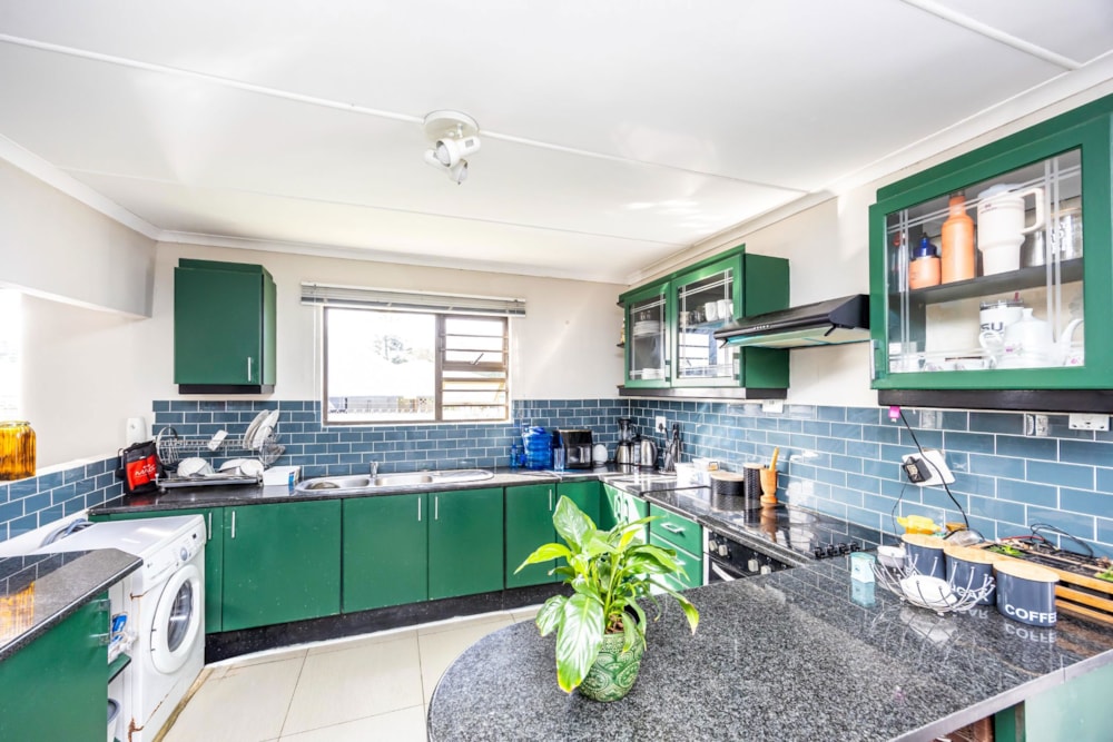 House sold in Beacon Bay - 1EZ1707032 House sold in Beacon Bay - 1EZ1707032