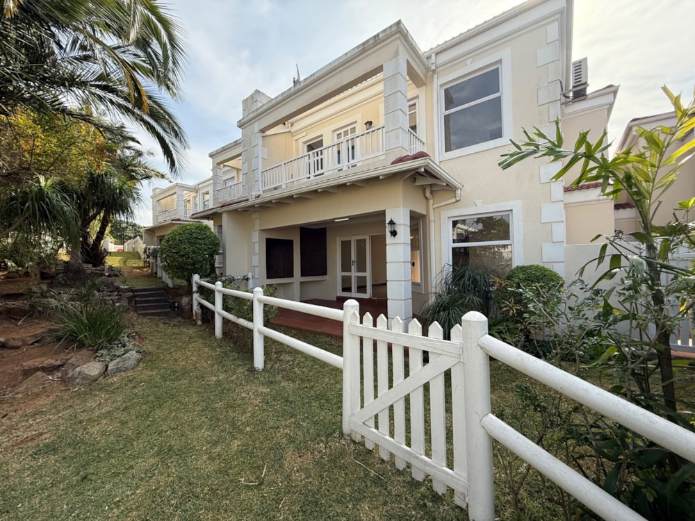 Townhouse to rent in La Lucia - 1ND1745480 Townhouse to rent in La Lucia - 1ND1745480