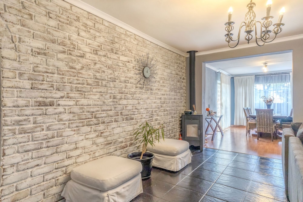 House for sale in Wilgeheuwel - RAN1719842 House for sale in Wilgeheuwel - RAN1719842