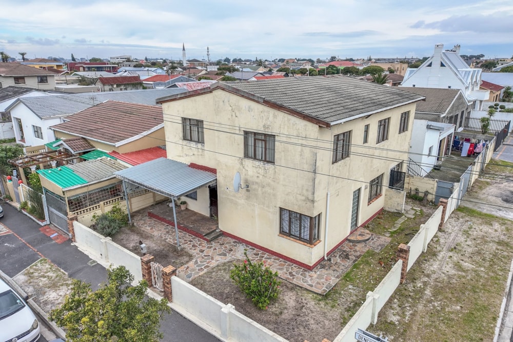 House sold in Athlone, Cape Town - 1AH1705253
