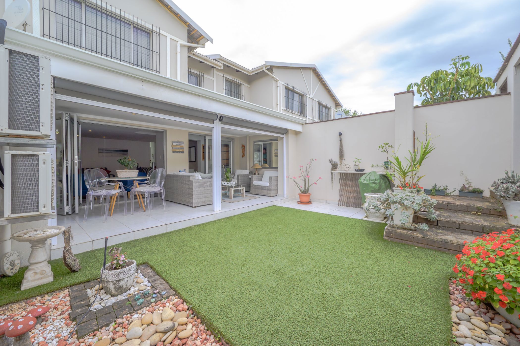 Townhouse sold in Prospect Hall - 1ND1708678