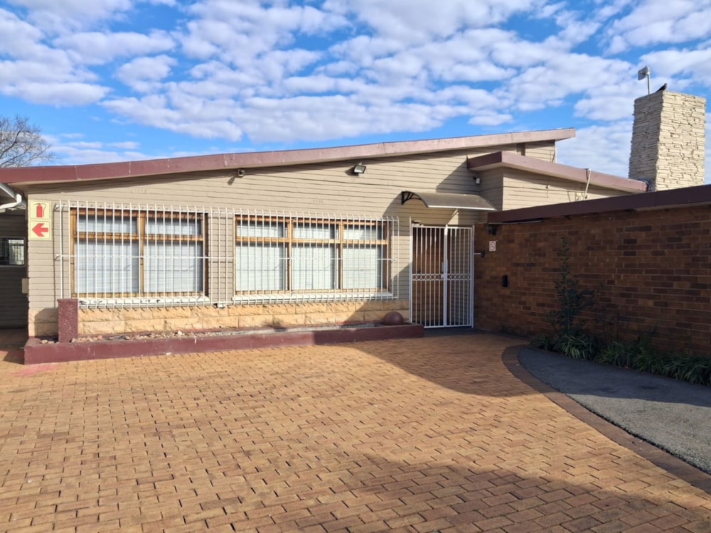 Commercial office let in Selcourt - 1SP1693815 Commercial office let in Selcourt - 1SP1693815