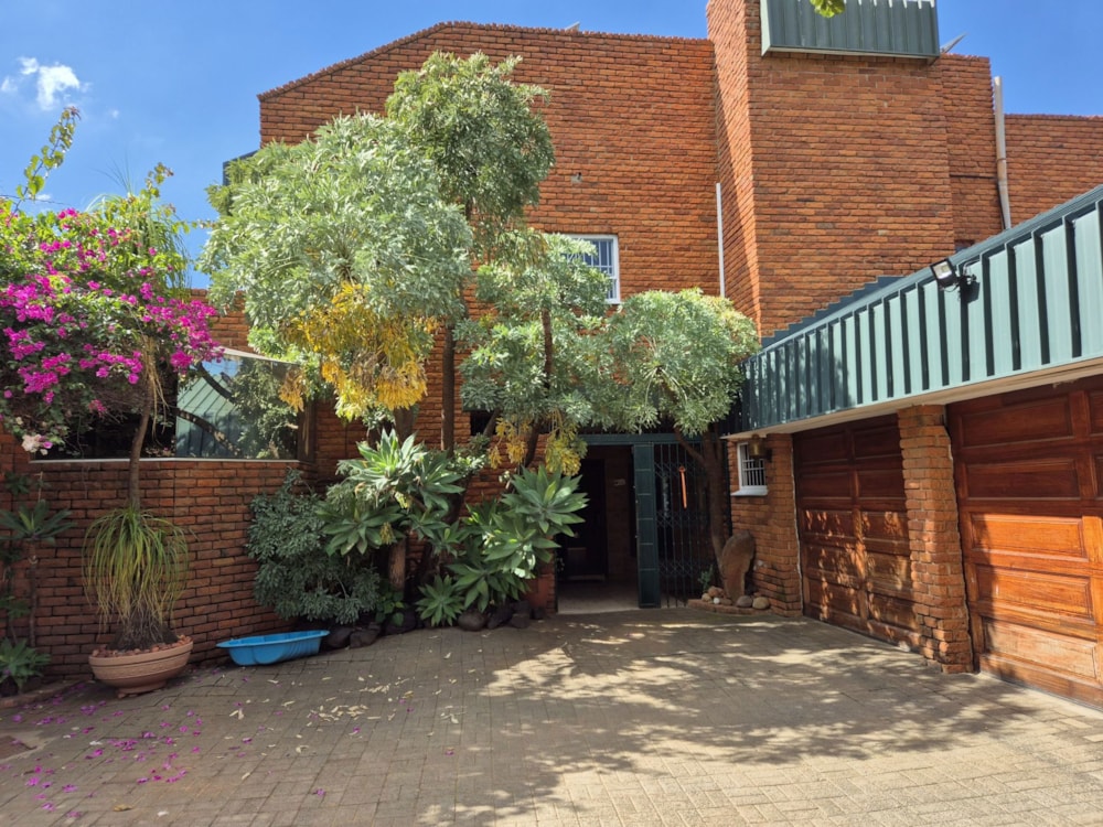 House for sale in Heuwelsig, Bloemfontein - 1BX1708140