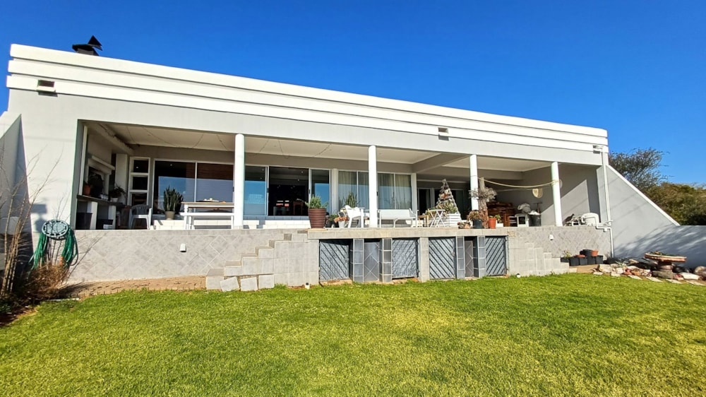 House for sale in Vanderkloof - 1KK1706670 House for sale in Vanderkloof - 1KK1706670