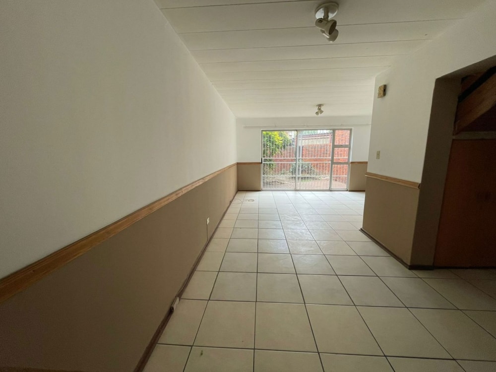 Apartment for sale in Westdene, Bloemfontein - 1BX1706507 Apartment for sale in Westdene, Bloemfontein - 1BX1706507