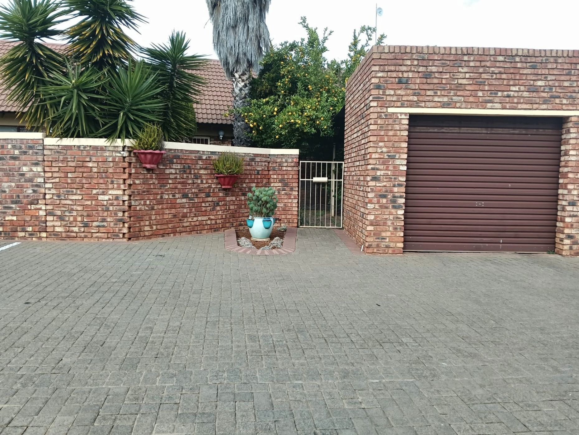 Townhouse to rent in Langenhovenpark - 1BX1720616