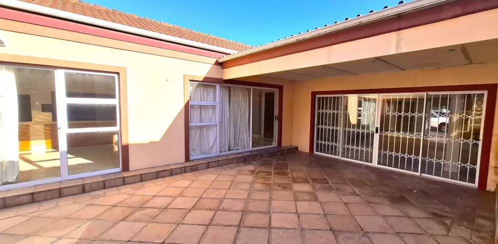 House let in Summerstrand - 1PLZ1741859 House let in Summerstrand - 1PLZ1741859