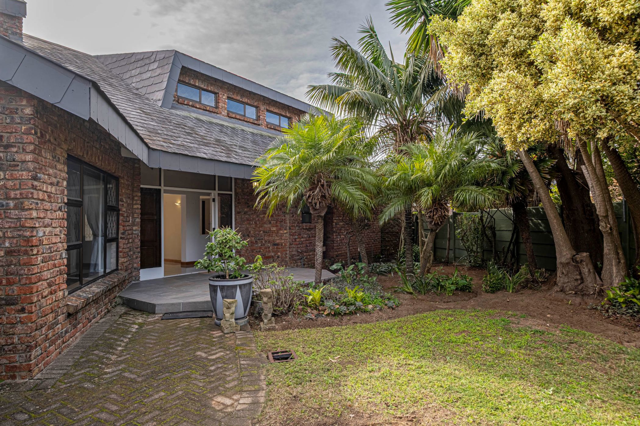 House for sale in Summerstrand - 1PLZ1707493