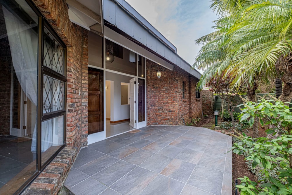 House for sale in Summerstrand - 1PLZ1707493 House for sale in Summerstrand - 1PLZ1707493