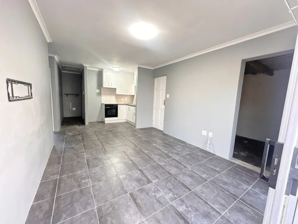 Townhouse sold in Sherwood, Port Elizabeth, Gqeberha - 1PLZ1707569