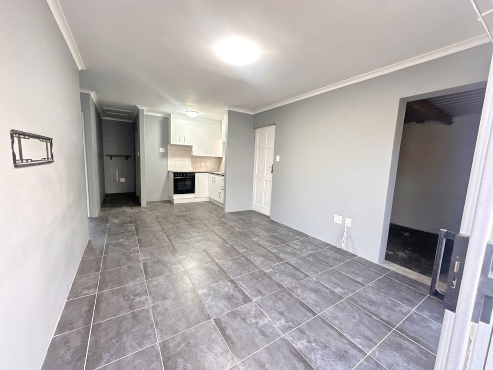 Townhouse for sale in Sherwood, Port Elizabeth, Gqeberha - 1PLZ1707569