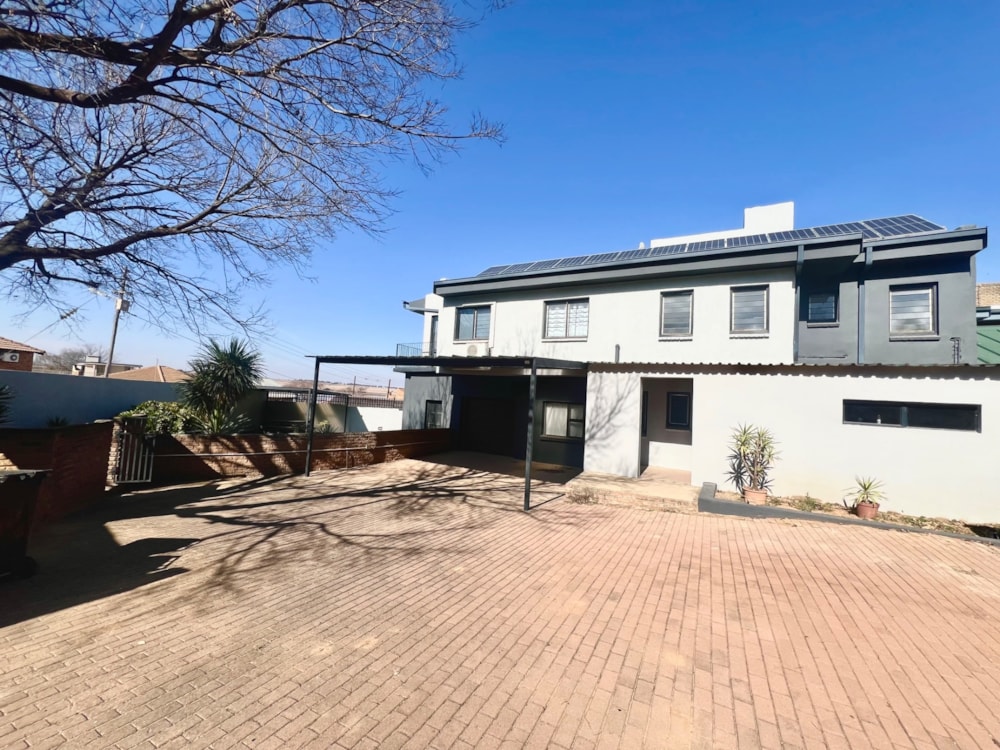 Townhouse for sale in Bronkhorstbaai - PRN1706317