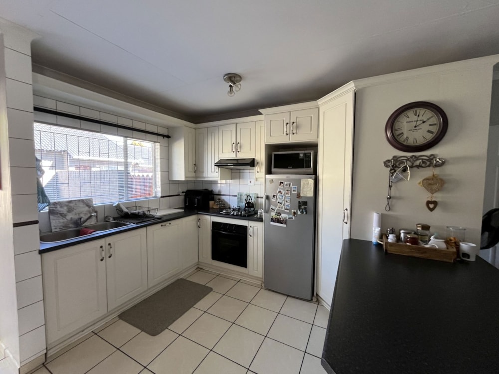 Townhouse for sale in Langenhovenpark - 1BX1706854 Townhouse for sale in Langenhovenpark - 1BX1706854