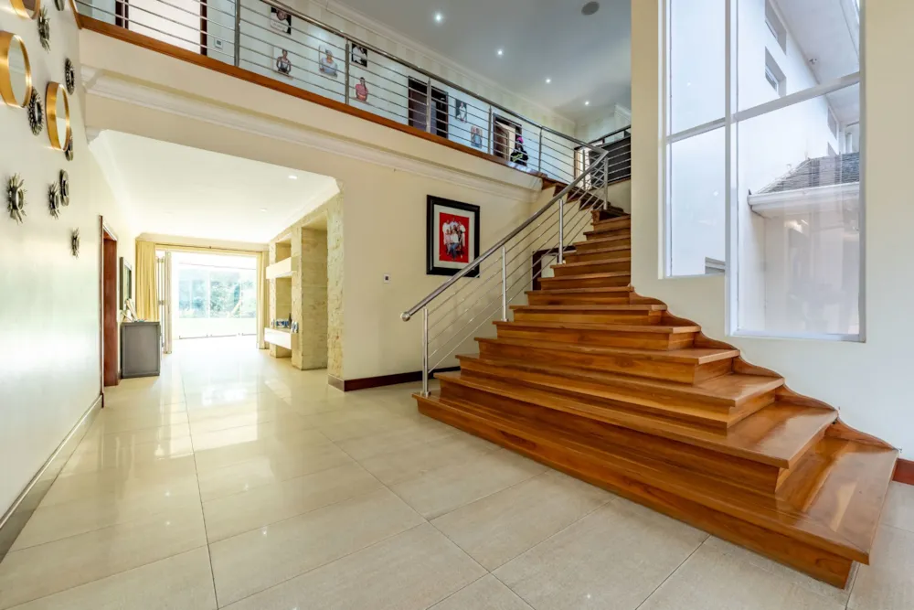 Double-storey house for sale in Kloof - 1KF1708751
