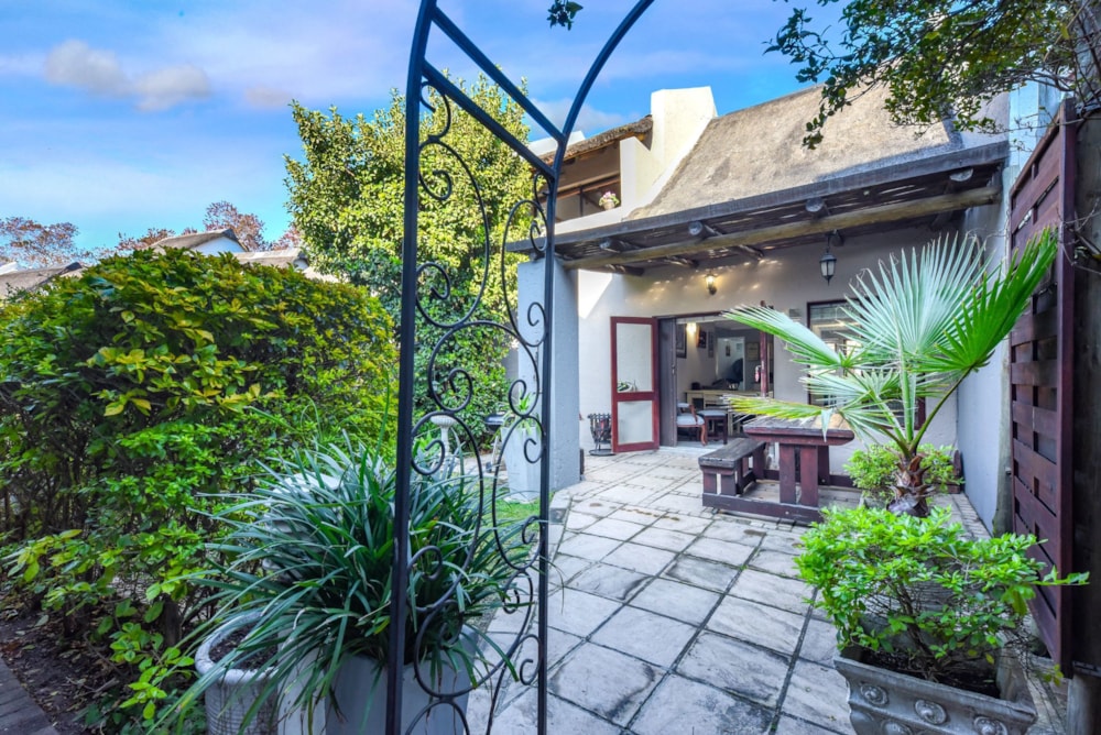 Townhouse for sale in Jukskei Park - FW1707093