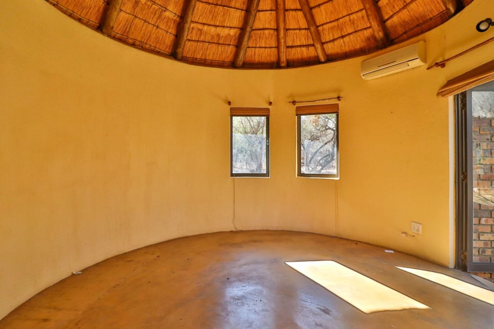 Double-storey house for sale in Marloth Park - 1NK1706805 Double-storey house for sale in Marloth Park - 1NK1706805